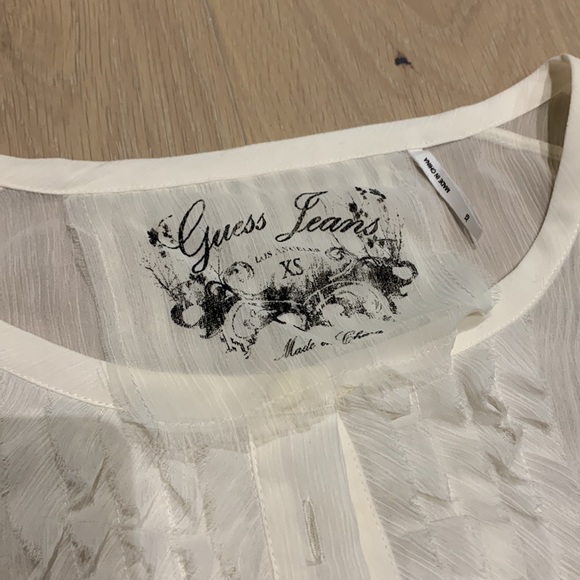Never worn guess sheer blouse - Picture 3 of 5